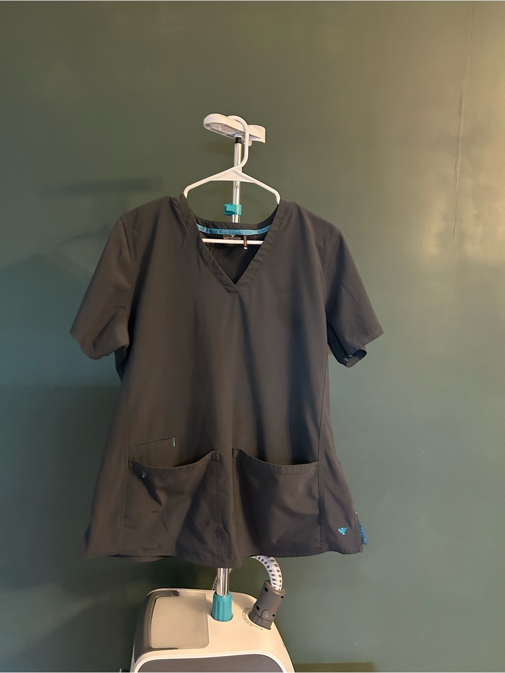 Med Couture Gray Scrub Top with Teal Trim